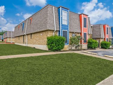 4316 Baldwin Street, Unit 4316-208, Fort Worth, TX 76115