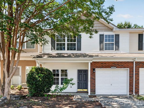 13711 Singleleaf Lane, Charlotte, NC 28278