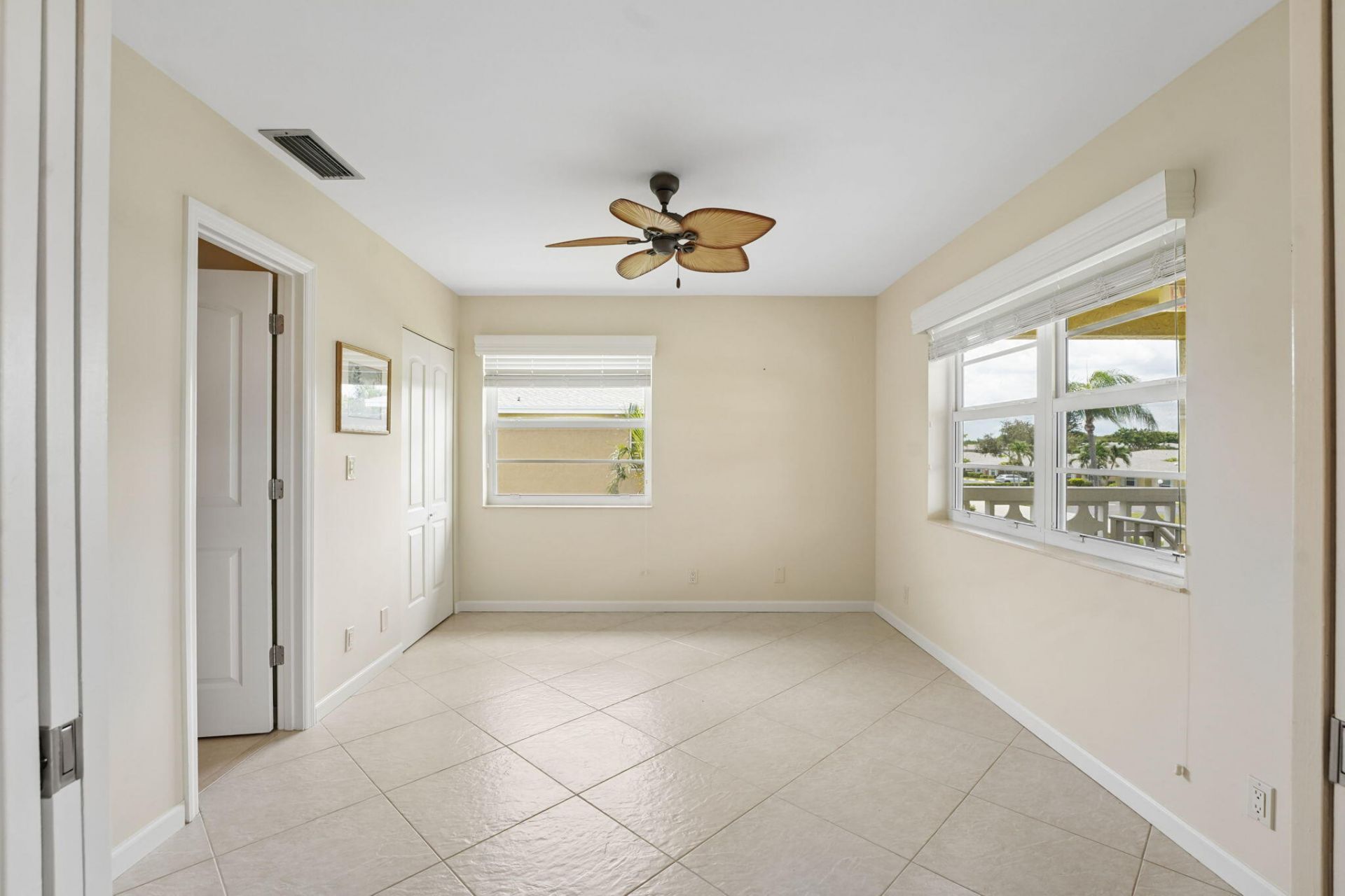 1080 Mahogany Way, Unit 204, Delray Beach, FL 33445 Photo