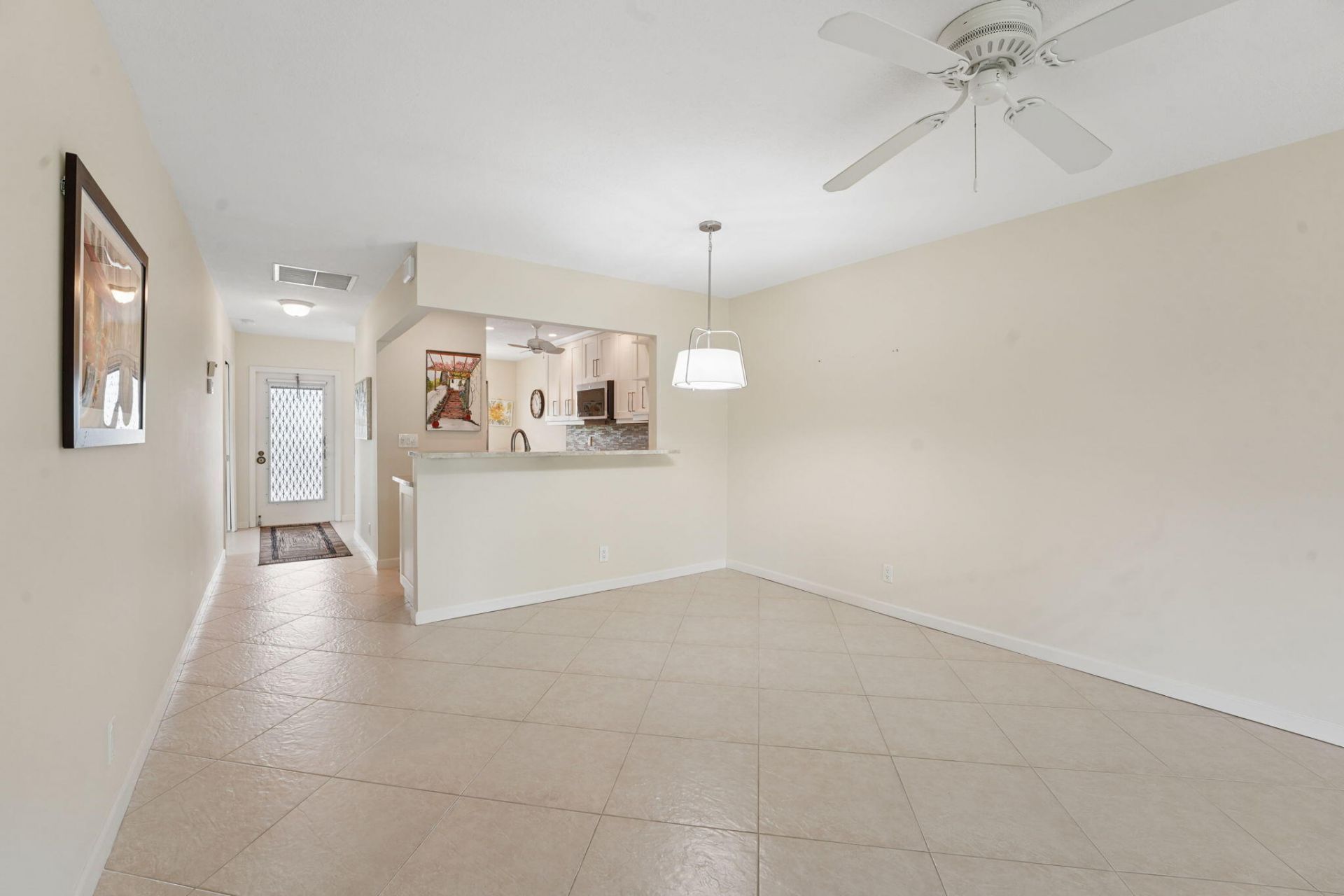 1080 Mahogany Way, Unit 204, Delray Beach, FL 33445 Photo