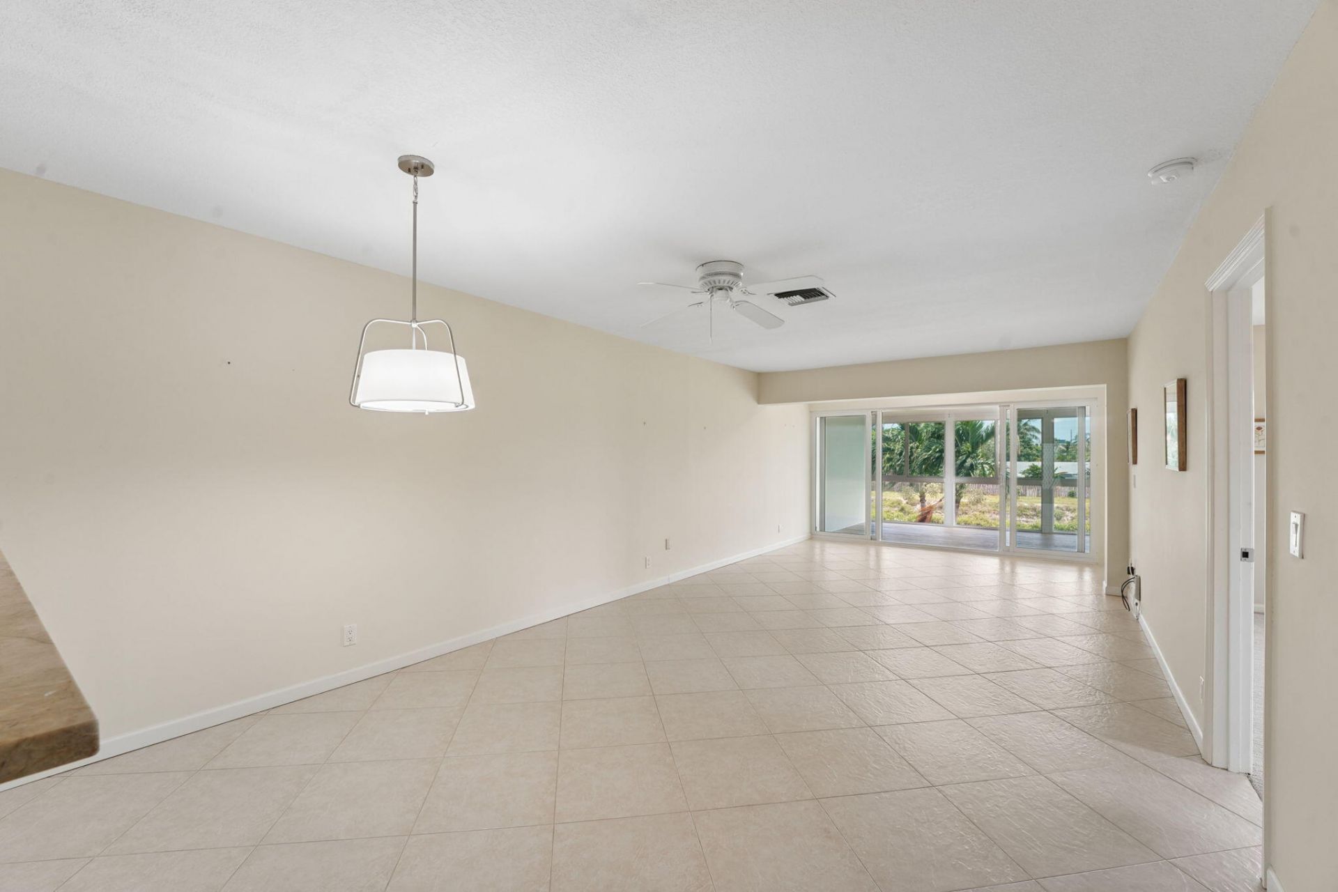 1080 Mahogany Way, Unit 204, Delray Beach, FL 33445 Photo