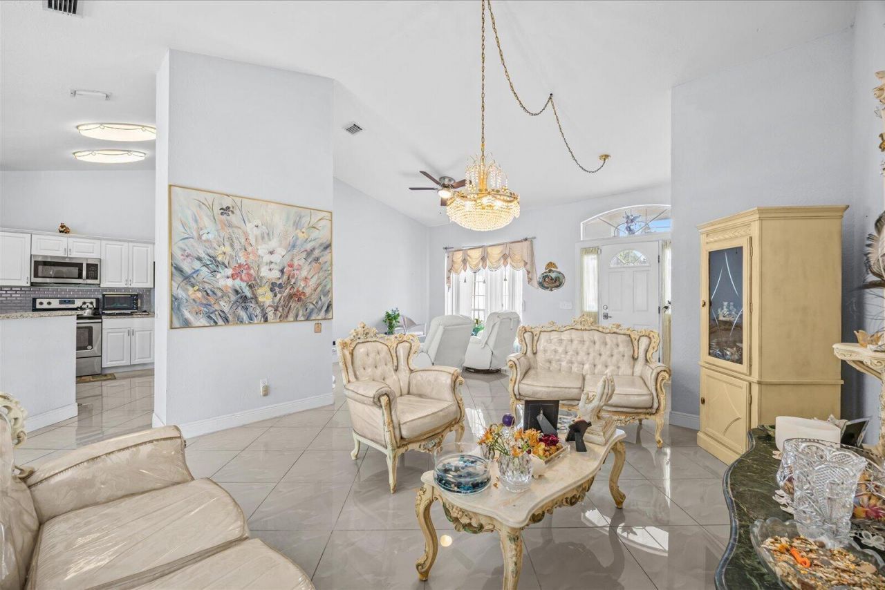 2962 SE Bella Road, Port Saint Lucie, FL 34984 Photo