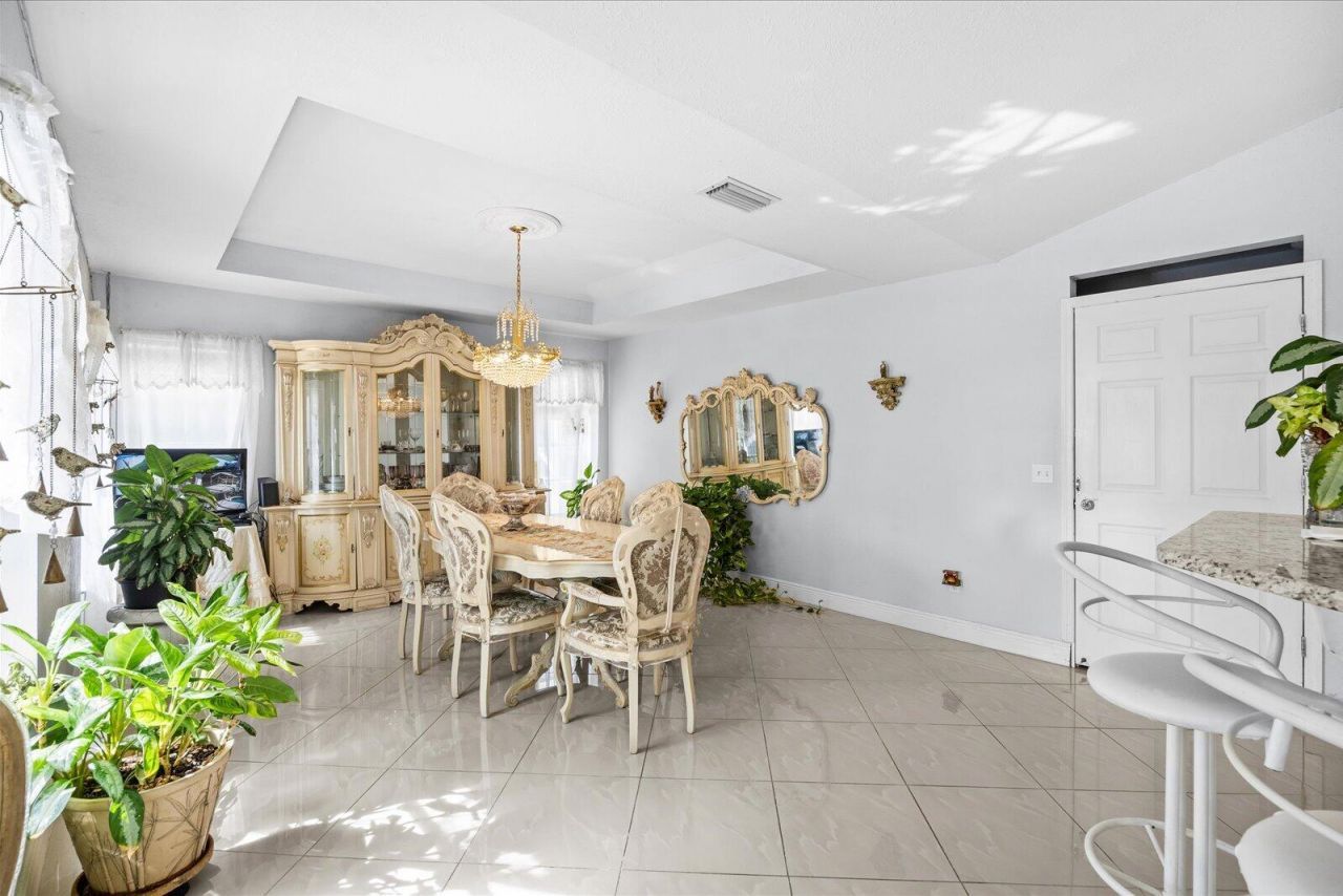 2962 SE Bella Road, Port Saint Lucie, FL 34984 Photo