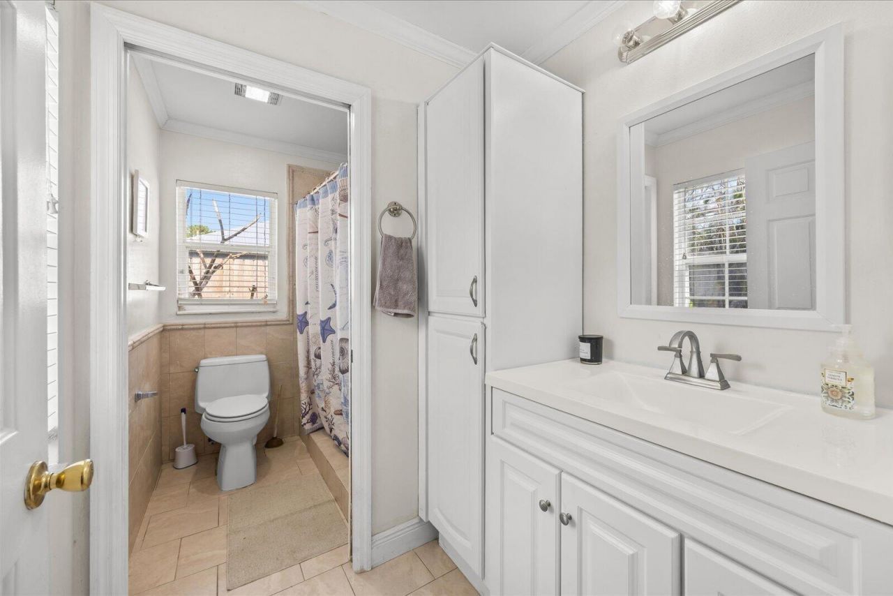 2962 SE Bella Road, Port Saint Lucie, FL 34984 Photo