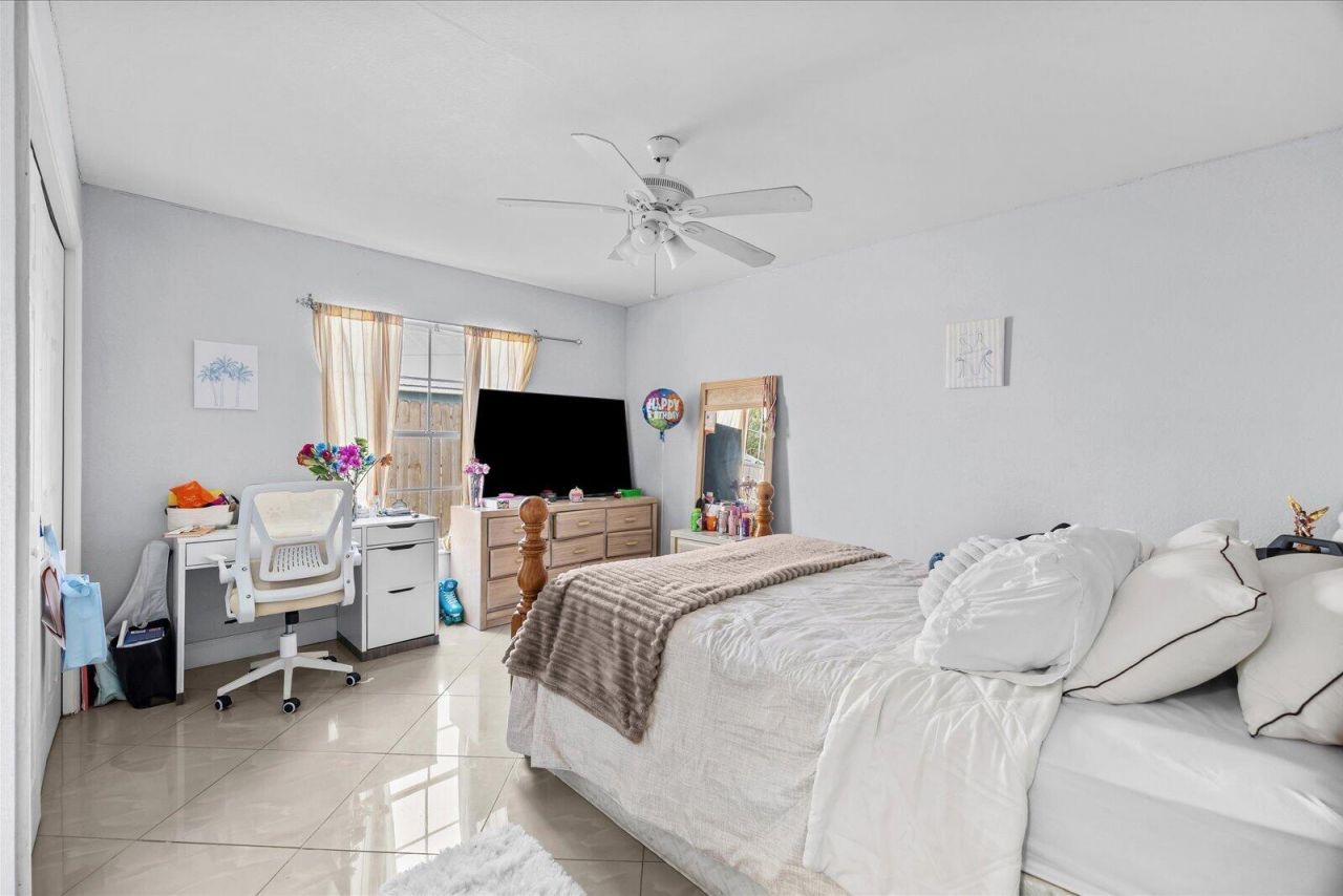 2962 SE Bella Road, Port Saint Lucie, FL 34984 Photo