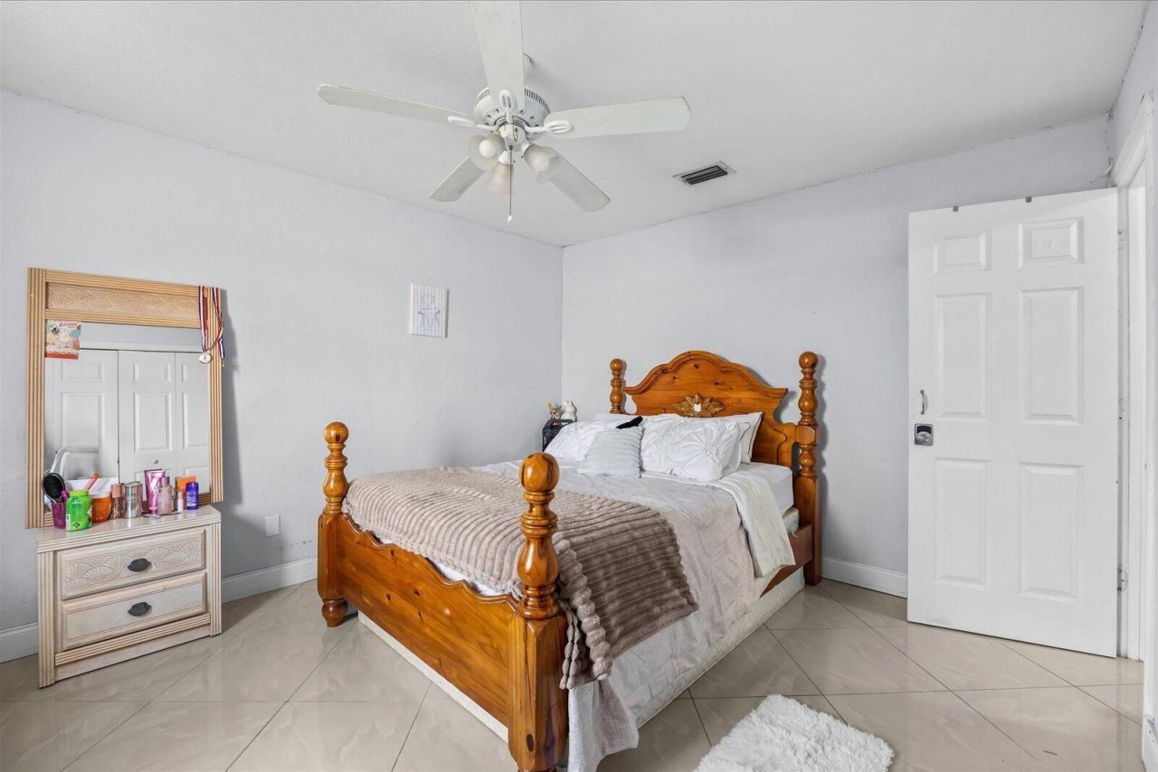 2962 SE Bella Road, Port Saint Lucie, FL 34984 Photo