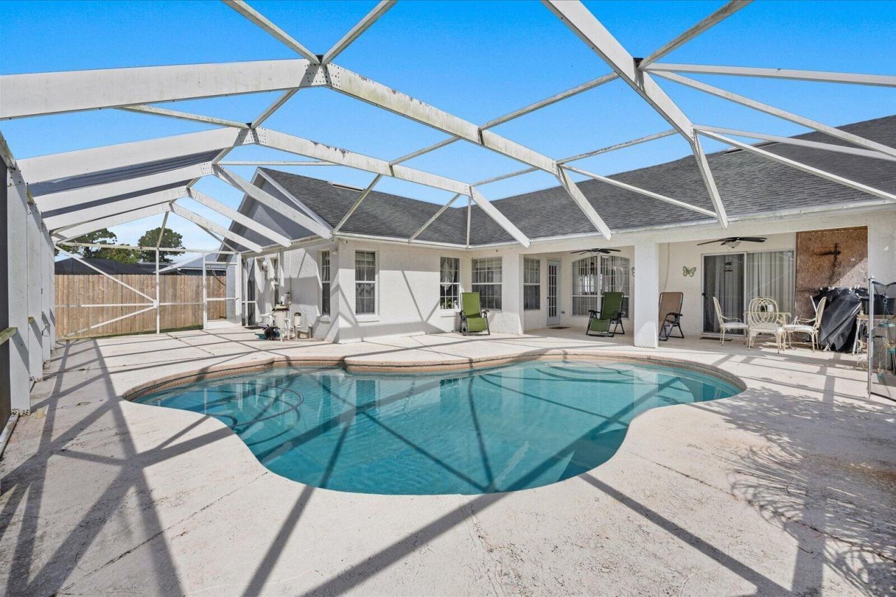 2962 SE Bella Road, Port Saint Lucie, FL 34984 Photo