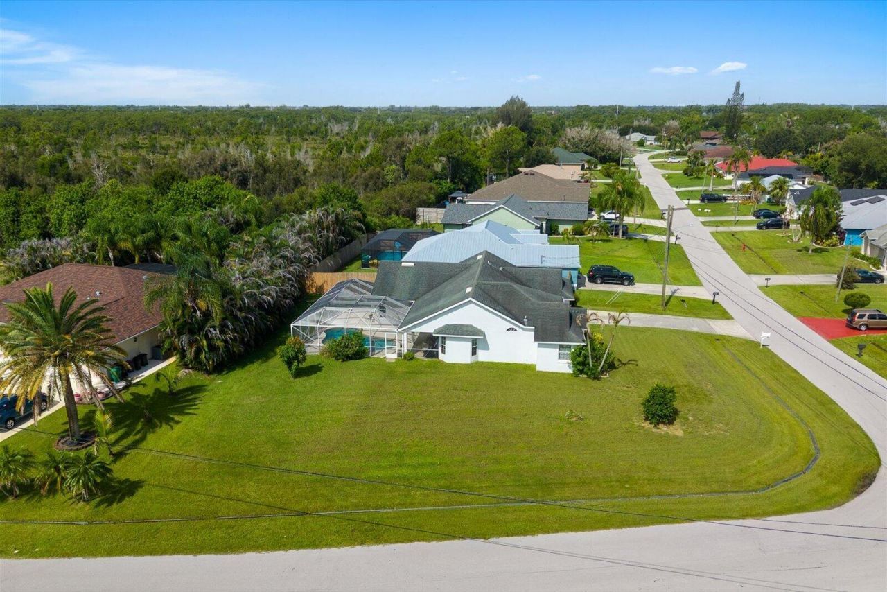 2962 SE Bella Road, Port Saint Lucie, FL 34984 Photo