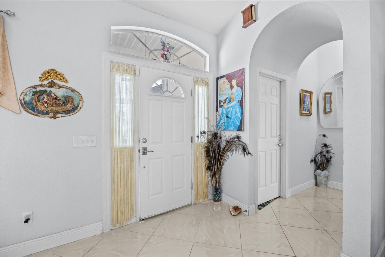 2962 SE Bella Road, Port Saint Lucie, FL 34984 Photo