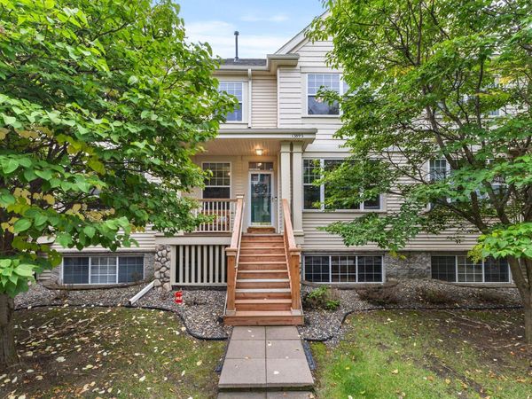 13892 52nd Avenue N, Plymouth, MN 55446