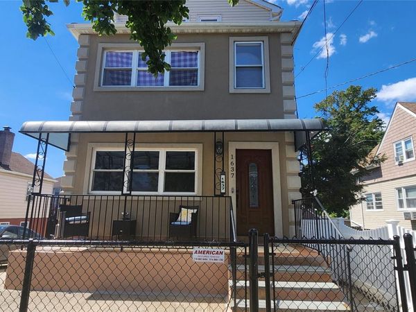 1637 Stadium Avenue , Bronx, NY 10465