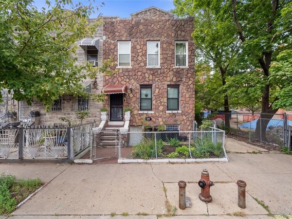 749 Taylor Avenue, Bronx, NY 10473