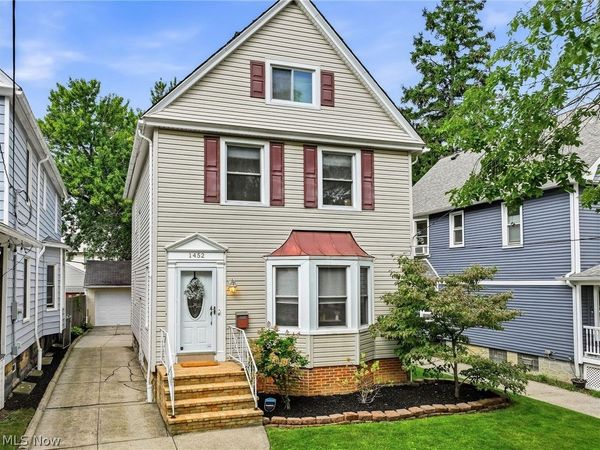 1452 Westwood Avenue , Lakewood, OH 44107