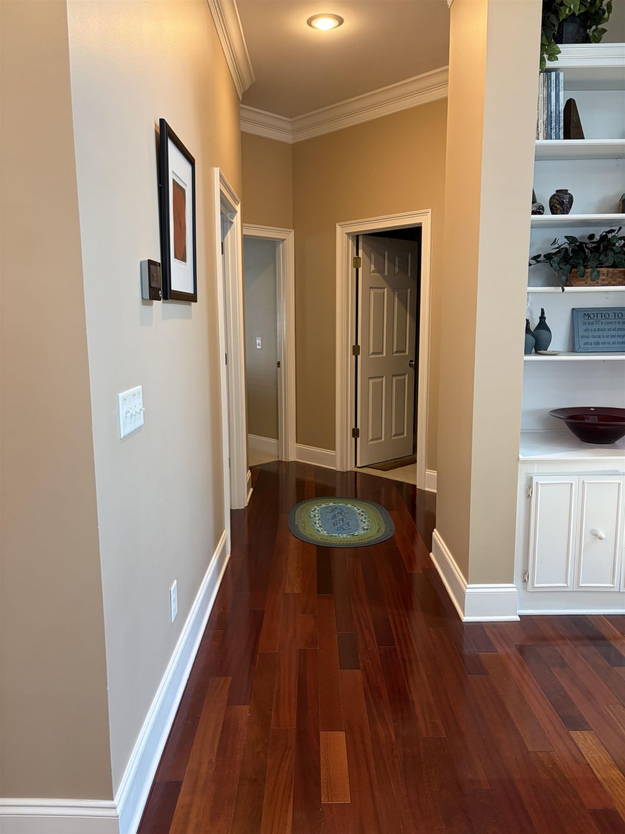 107 Cottage Ct. Photo 16