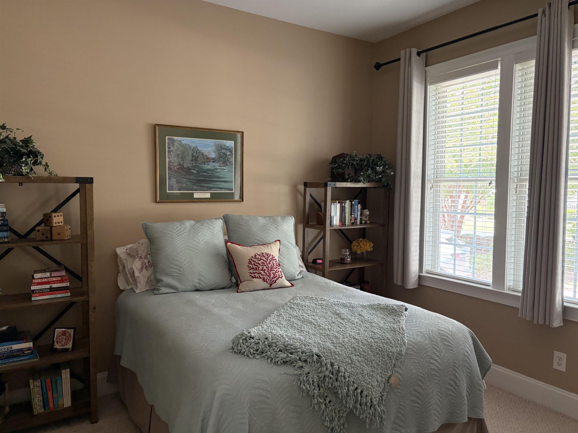 107 Cottage Ct. Photo 23