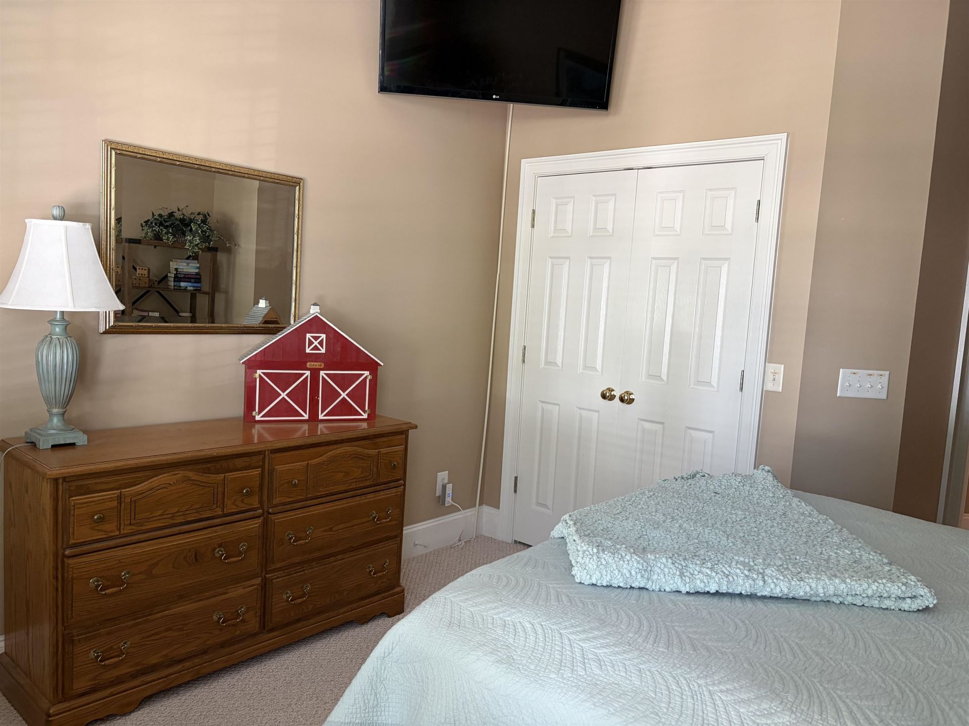 107 Cottage Ct. Photo 24
