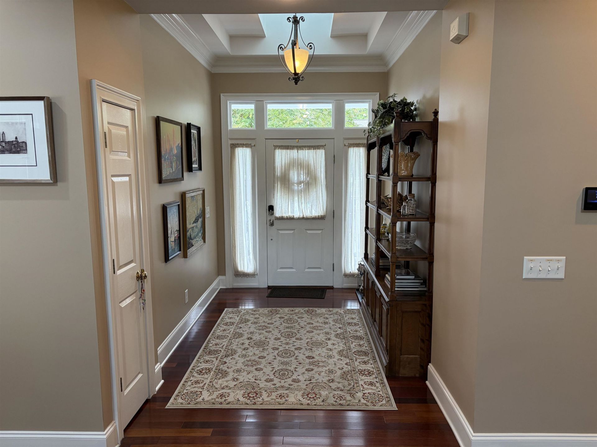 107 Cottage Ct. Photo 5