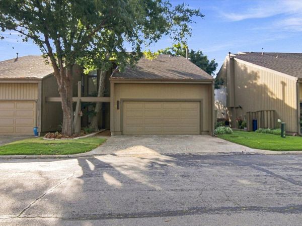 5923 S Atlanta Avenue , Unit 2, Tulsa, OK 74105