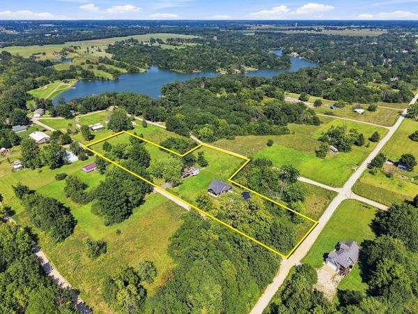 1999 Goose Drive, Odessa, MO 64076