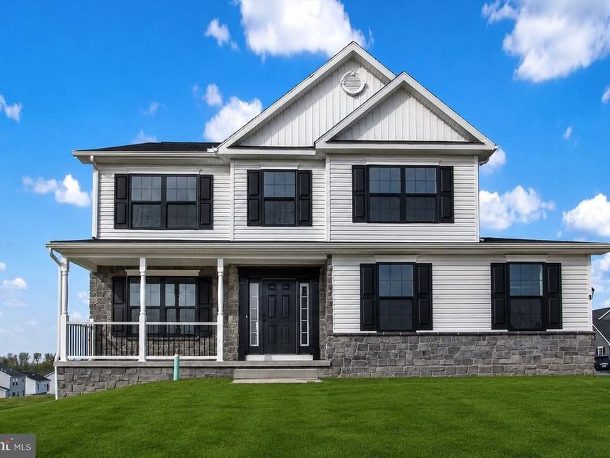 41 Friar Rd , Unit 33, York, PA 17408 Main Photo