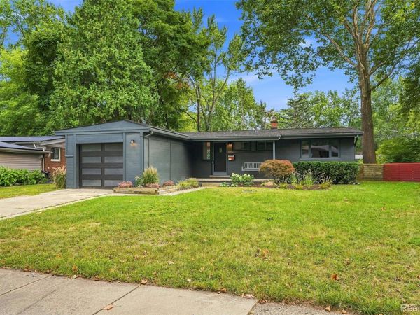 1011 Brooklawn Drive, Troy, Mi 48084