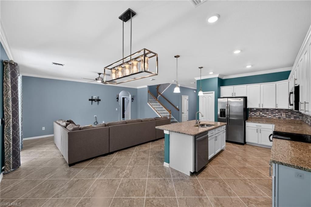 4295 Bluegrass Dr, Fort Myers, FL 33916 Photo
