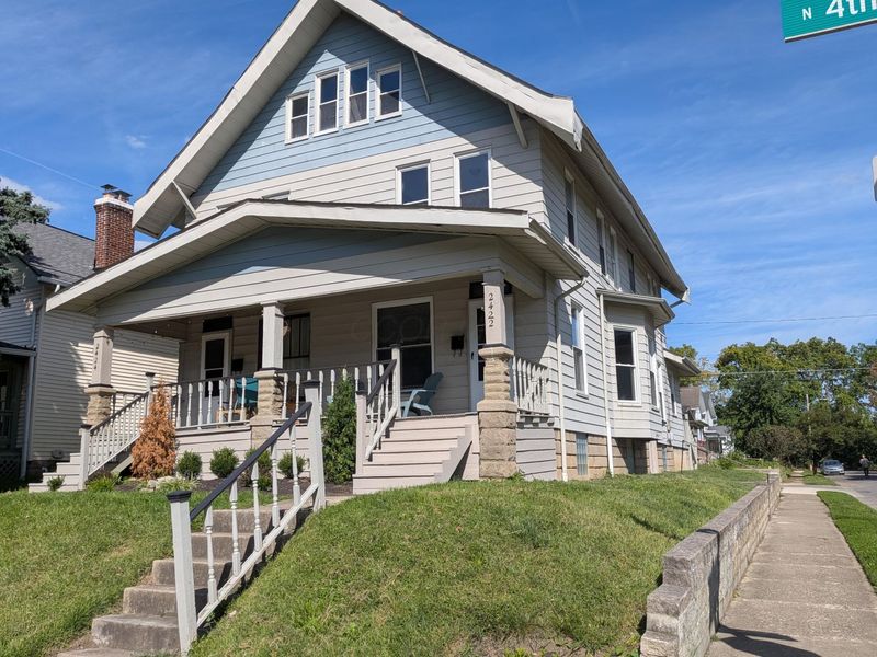 2422 N 4th Street, Columbus, OH 43202 Photo 2