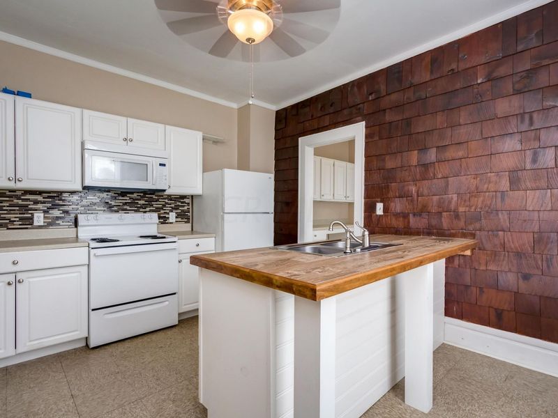2422 N 4th Street, Columbus, OH 43202 Photo 7