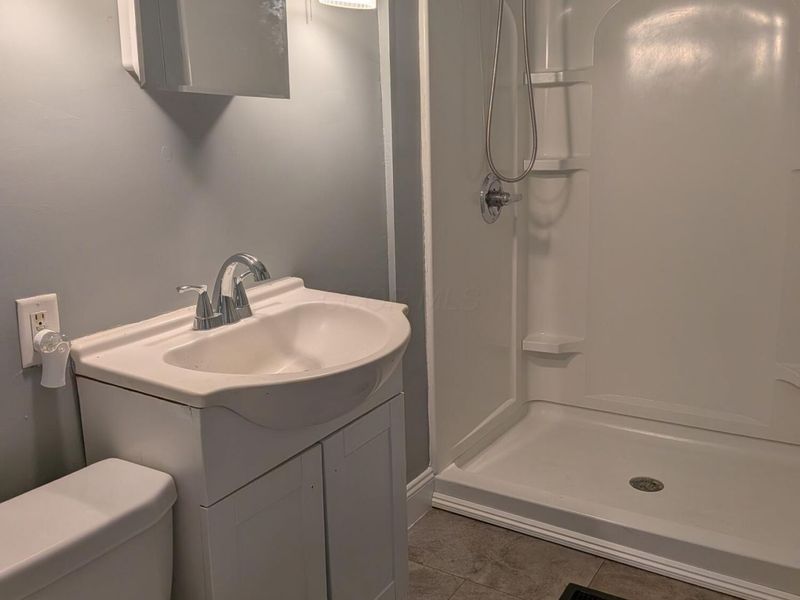 2422 N 4th Street, Columbus, OH 43202 Photo 9