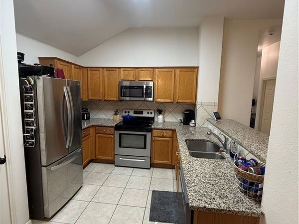 6007 Lone Star Court , Hutto, TX 78634