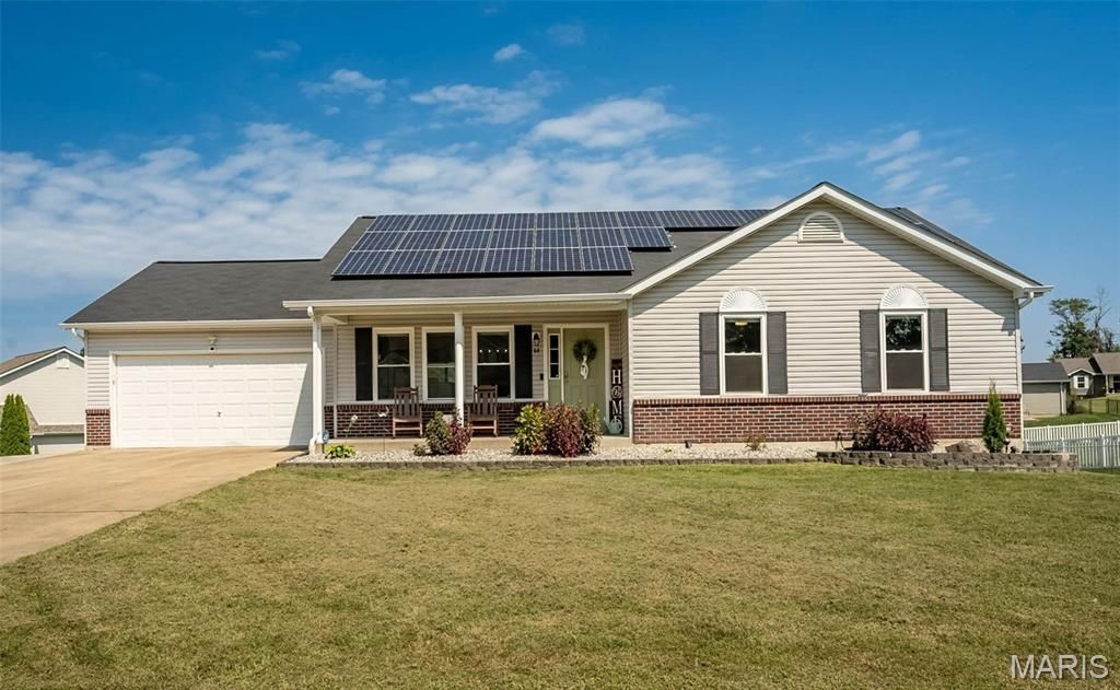 64 Robin Hood Drive, Troy, MO 63379 Main Photo