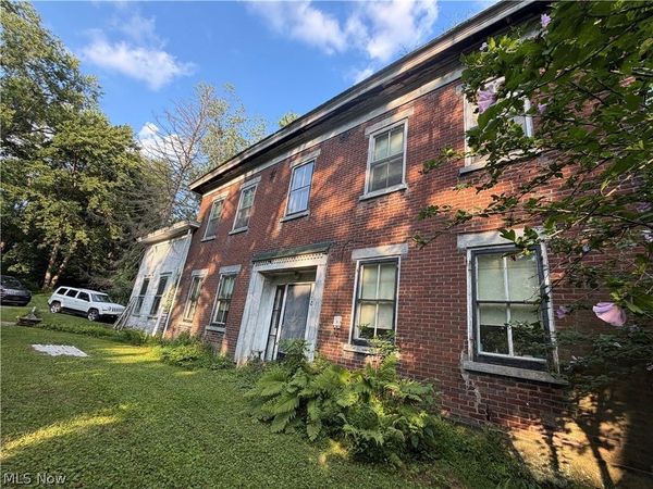 18 Orchard Drive, Martins Ferry, OH 43935