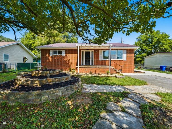 110 Vann Drive, Harriman, TN 37748