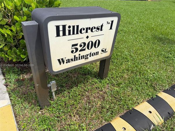 5200 Washington St , Unit 207, Hollywood, FL 33021