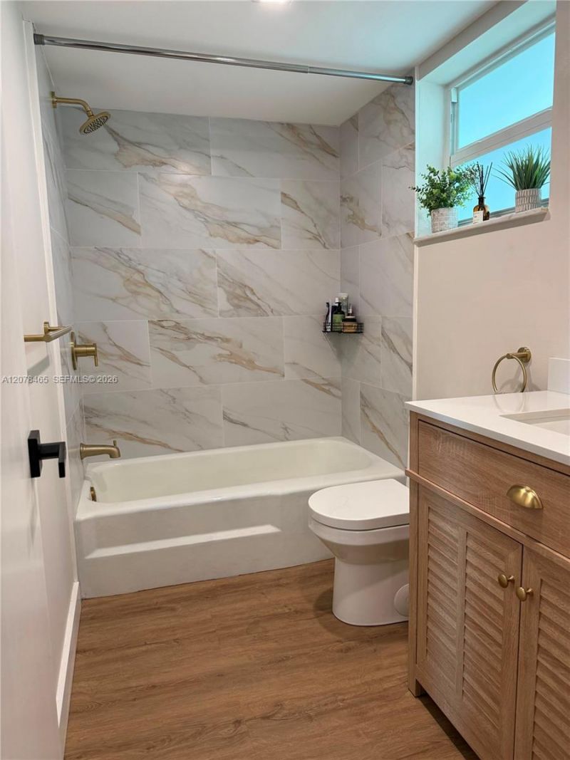 5200 Washington St , Unit 207, Hollywood, FL 33021 Photo