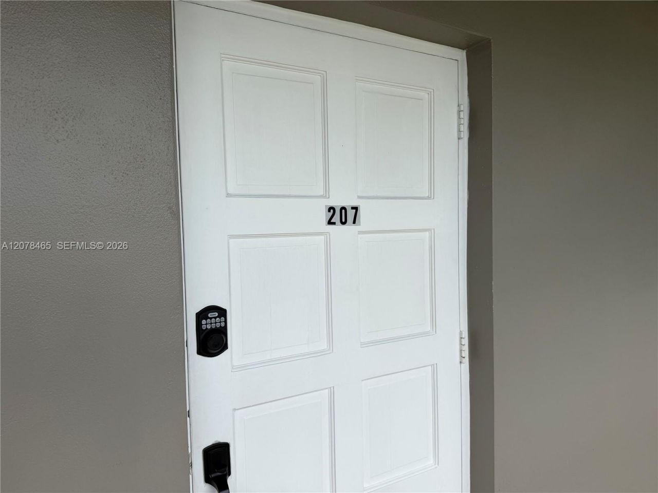 5200 Washington St , Unit 207, Hollywood, FL 33021 Photo