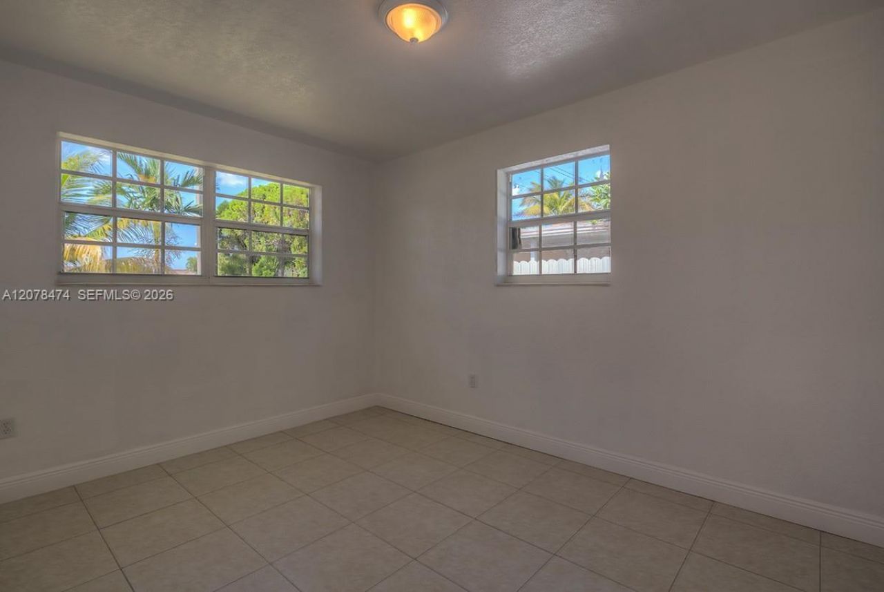160 NW 199th St , Unit 1, Miami Gardens, FL 33169 Photo