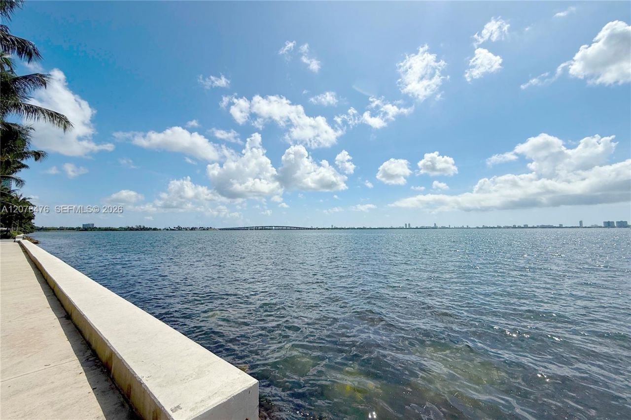 600 NE 25th St, Unit PHD/73, Miami, FL 33137 Photo