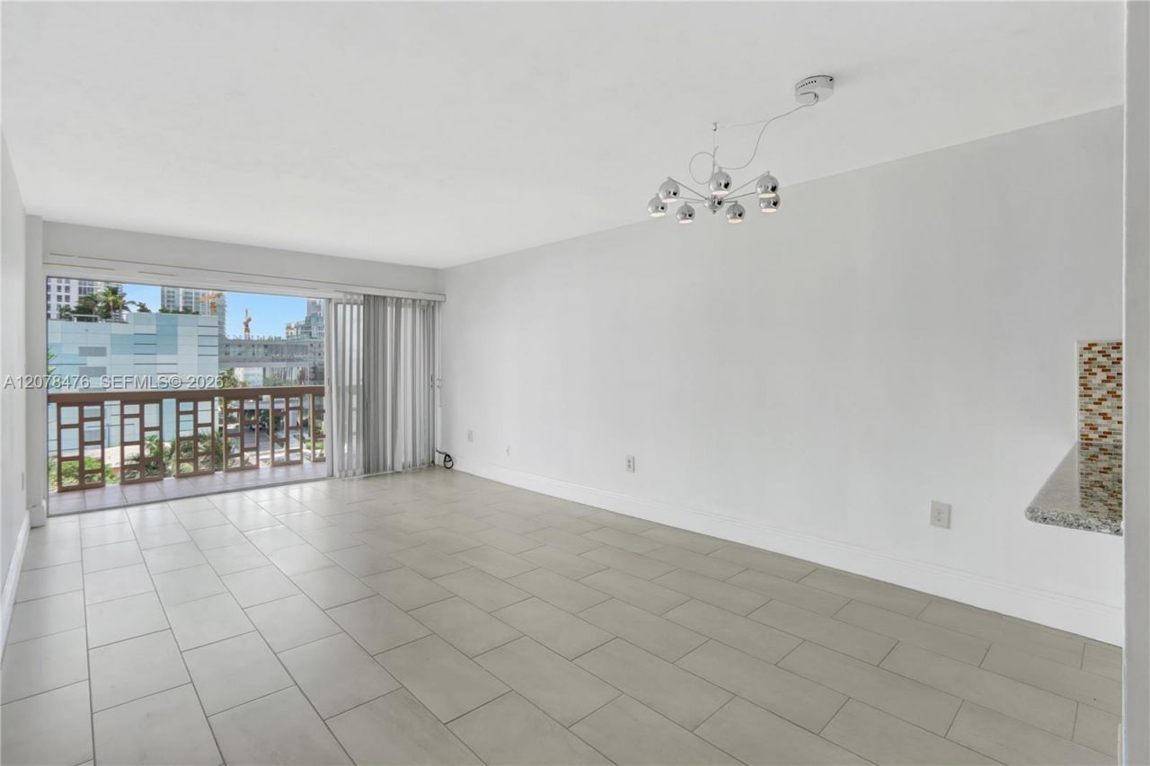 600 NE 25th St, Unit PHD/73, Miami, FL 33137 Photo