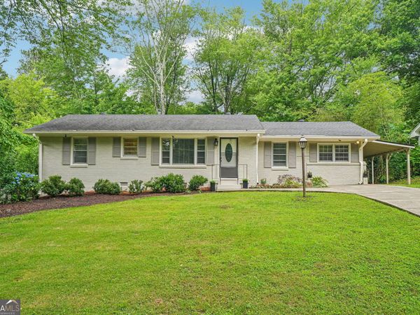 2120 Meadowbrook Lane SE, Marietta, GA 30067