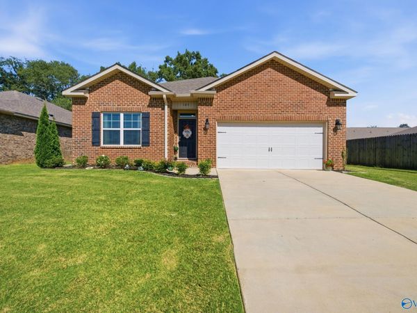 105 Branton Court, New Market, AL 35761