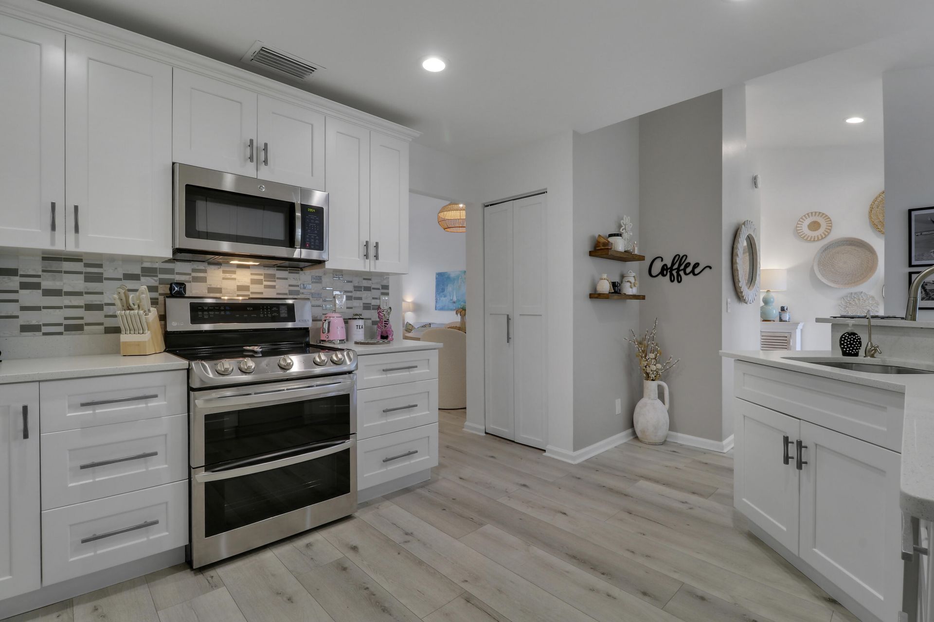 8925 SE Riverfront Terrace, Tequesta, FL 33469 Photo