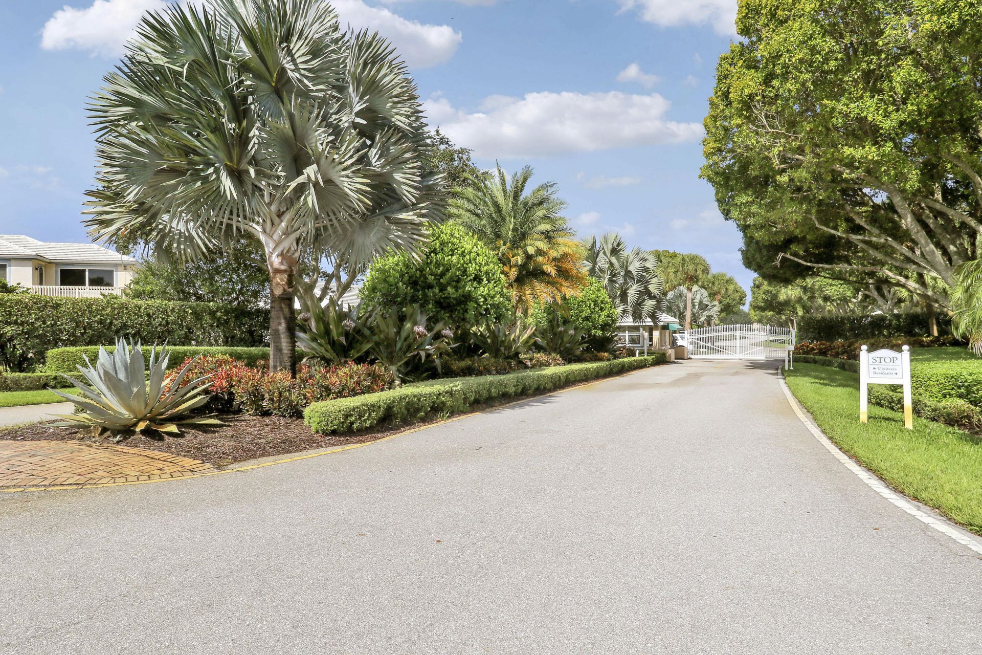 8925 SE Riverfront Terrace, Tequesta, FL 33469 Photo