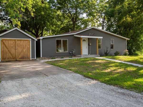 117 Clark Street, Chenoa, IL 61726