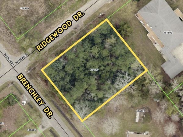 34572 RIDGEWOOD Drive , Slidell, LA 70460