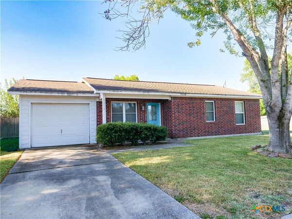 3312 Gayle Street, Victoria, TX 77901