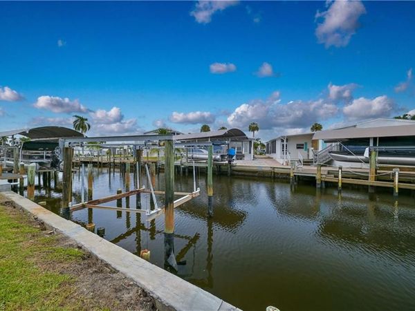 11391 Azalea LN , FORT MYERS BEACH, FL 33931