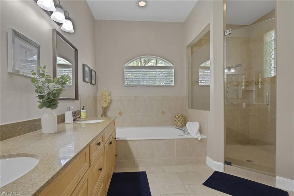 5121 Coldstream Ln , Naples, FL 34104 Photo