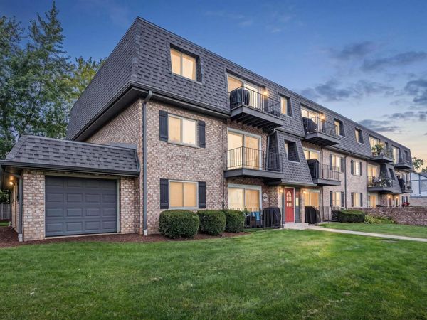 900 S Plum Grove Road , Unit 216, Palatine, IL 60067