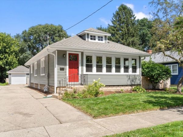 435 Church Street , Batavia, IL 60510